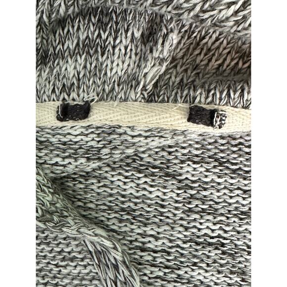 Gray knit long sleeves hoodie sweater size large - Picture 3 of 15